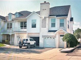 214 Adams Pointe Blvd UNIT 9, Mars, PA