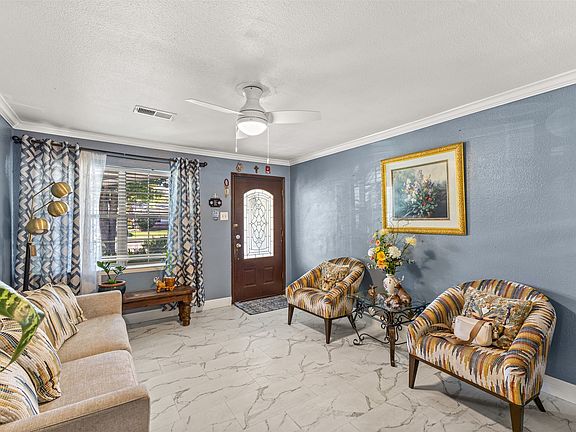 5th image of 1801 Pleasant Run Rd
