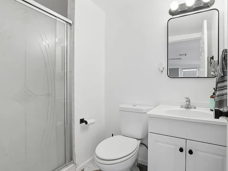 4958 Canoga Ave — Photo 18