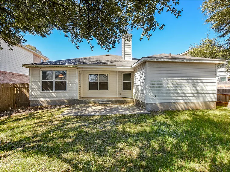 2300 Amy Lynn Ln — Photo 24