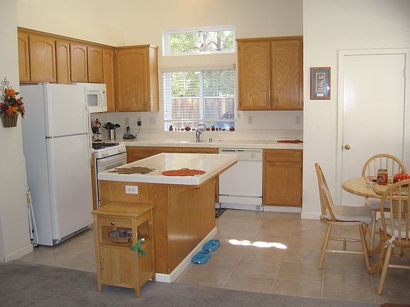 2nd image of 2341 Woodhill Dr