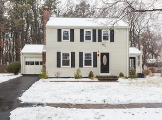 56 Beaufort Cir, Springfield, MA 01104