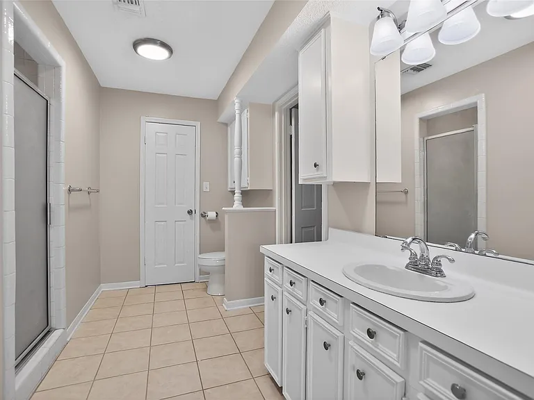 112 Kirkwood Ln — Photo 32