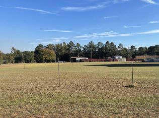 Sanders Rd, Raeford, NC 28376