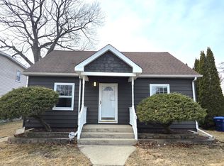 1738 Seymour Ave, North Chicago, IL 60064