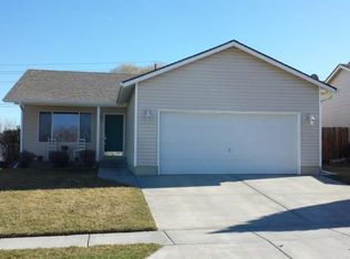 388 NE Marty Dr, Hermiston, OR 97838