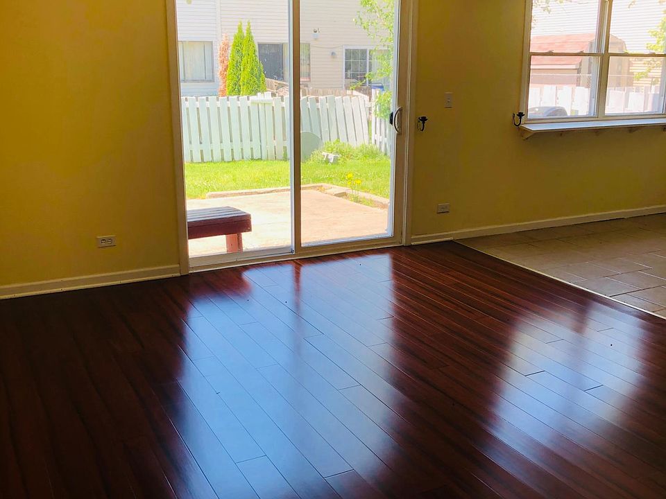 1st image of 4482 Whitney Dr