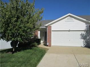50 Hill Ridge Ct, Saint Charles, MO 63303
