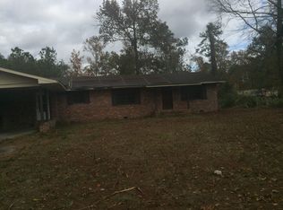 201 Edgewood St, Walterboro, SC 29488