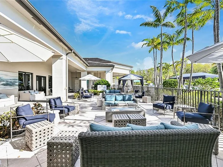 28496 Burano Dr — Photo 33