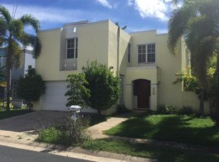 4003 Via Cangrejos, Toa Baja, PR 00949