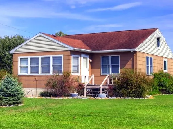 4670 Main St, Chincoteague, VA 23336