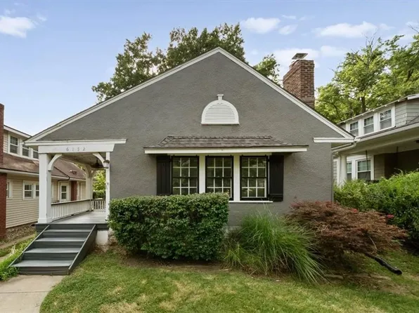 6152 Locust St, Kansas City, MO 64110