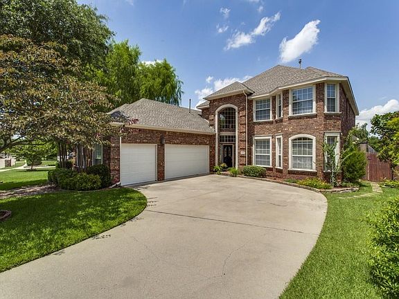 3rd image of 9832 Sota Grande Dr