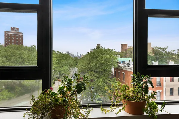 Sold by Corcoran | media 3