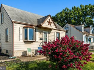 891 N Adams St, Pottstown, PA 19464