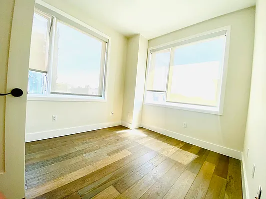 Rented by null | media 35