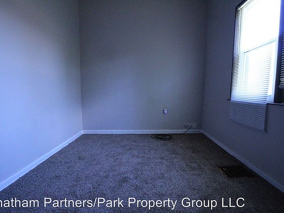 3rd image of 228 S Highland Ave APT A