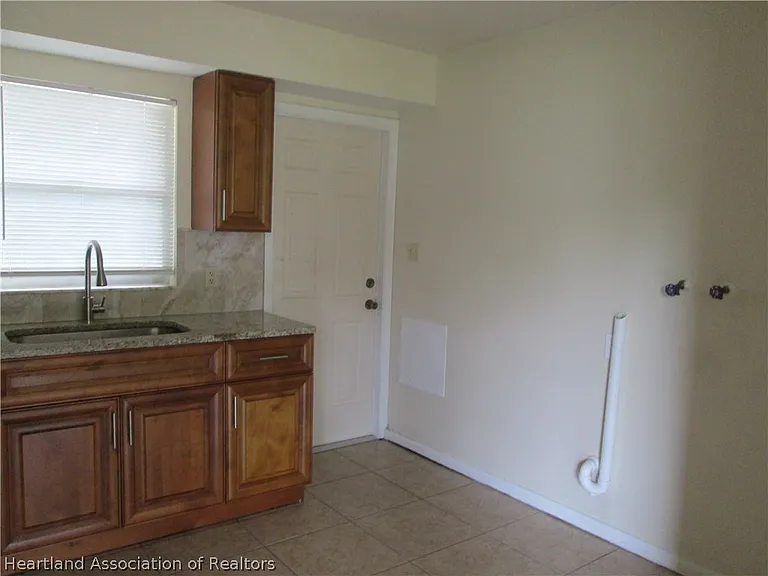 205 Phantasy Ave — Photo 5