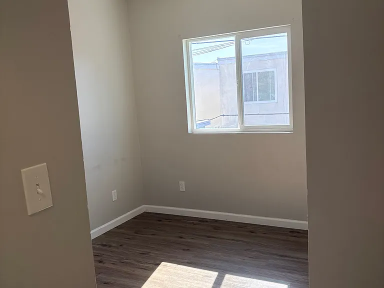 4473 Polk Ave — Photo 12