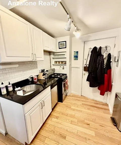 20 Stillman St #4R — Photo 10