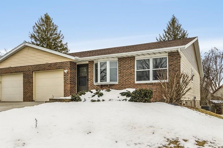 2110 10th St, Coralville, IA 52241 Zillow