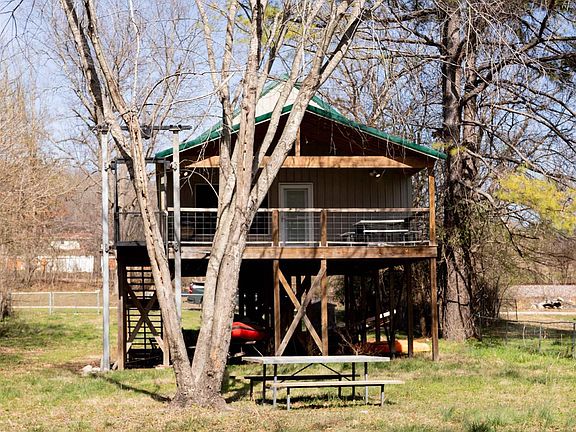 2nd image of 213 Spring Lake Dr
