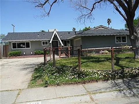 7449 Summer Ave photo 1