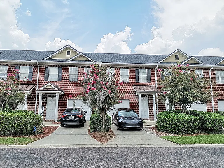 9437 Sentry Dr — Photo 1
