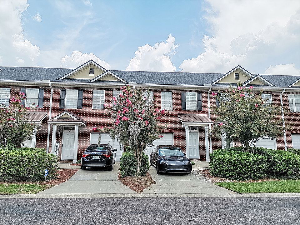 1st image of 9437 Sentry Dr