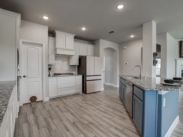 167 Summit Ct, Lavon, TX 75166