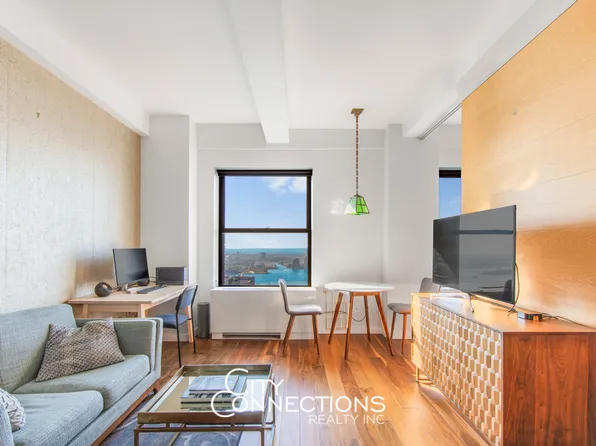 20 West Street image 1 of 21