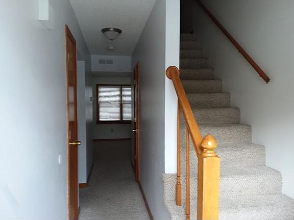 3rd image of 2015 Heritage Pl #2015