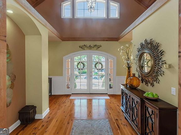 4th image of 601 Sawgrass Walk