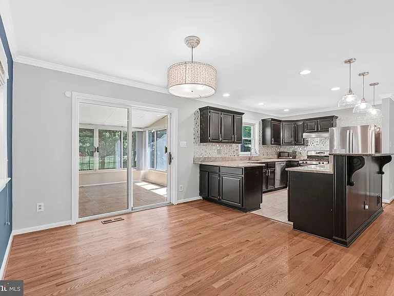 1008 Park St SE — Photo 51