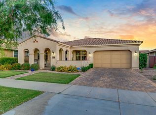 10527 E Kinetic Dr, Mesa, AZ 85212
