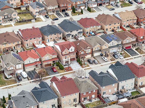 3rd image of 23 Pathmaster Rd