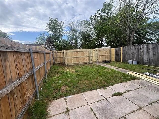 1486 Mandolin St — Photo 24