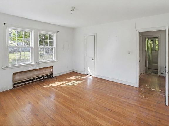 23rd image of 379 Old Rock Rd