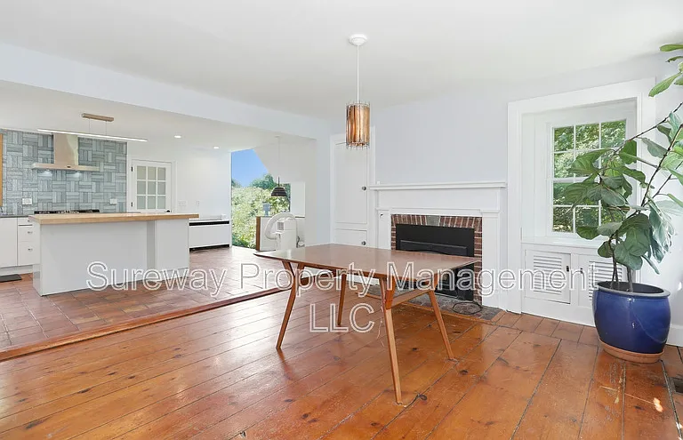4521 Province Line Rd — Photo 5