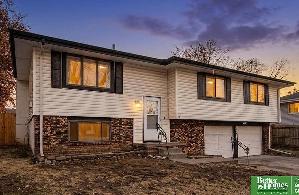 1st image of 6717 S 139th Avenue Cir