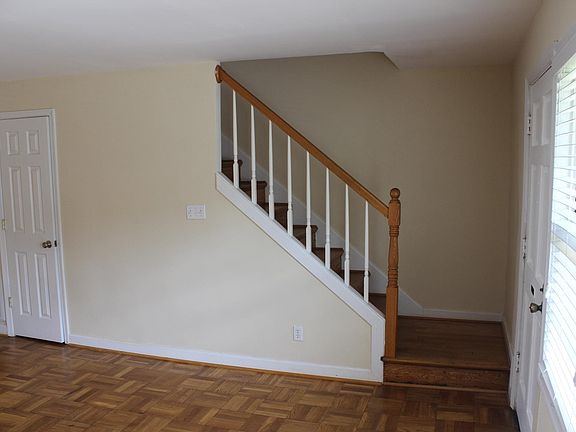 3rd image of 730 N Oakland St #730