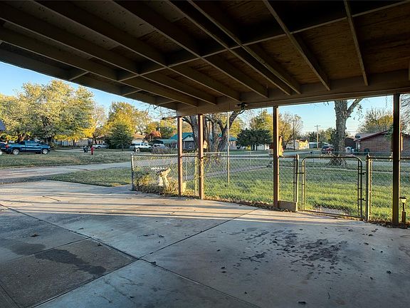 4th image of 309 S 8th St