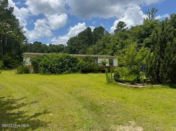 116 Oakleaf Drive, Hamlet, NC 28345