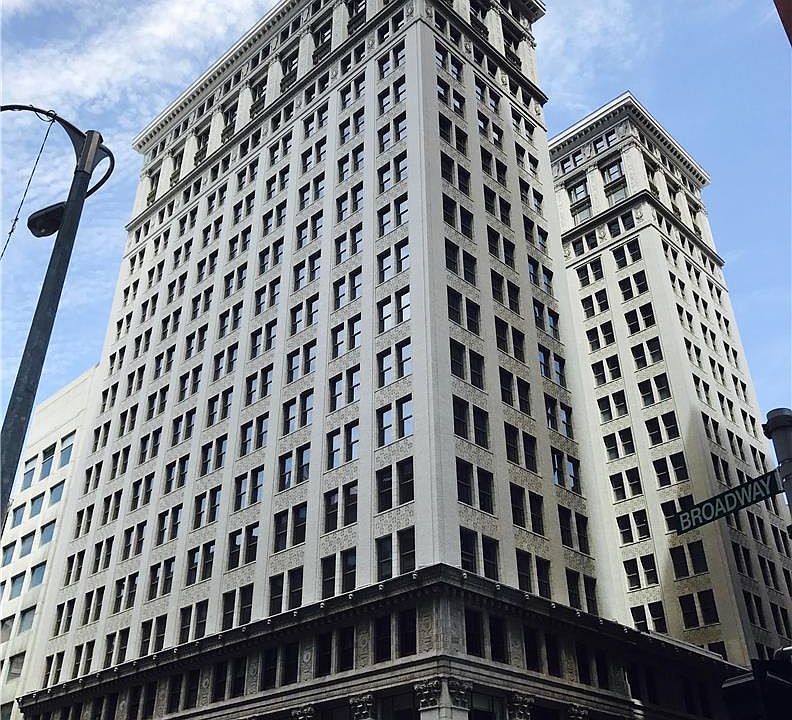 1st image of 314 N Broadway Ave #1404