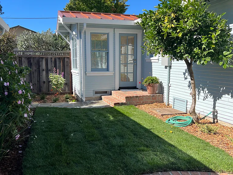 139 Naglee Ave — Photo 7