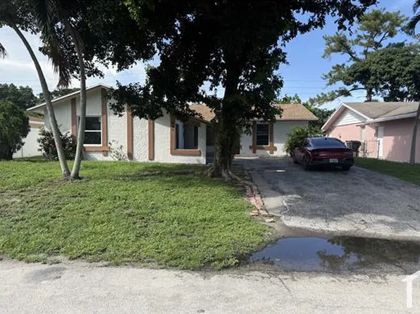3535 Avenue Montresor, Delray Beach, FL 33445