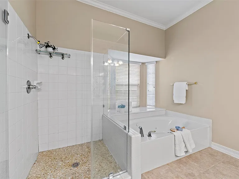 2923 Zachary Bend Ln — Photo 20