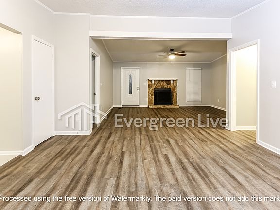 3rd image of 4021 Courtland Dr
