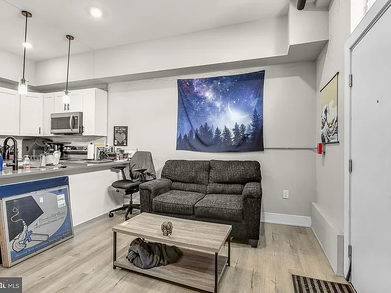 3965 Lancaster Ave #104 — Photo 4
